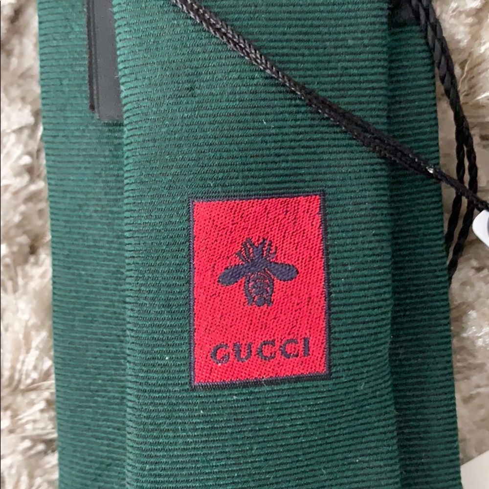 Authentic Gucci tie - Picture 3 of 8
